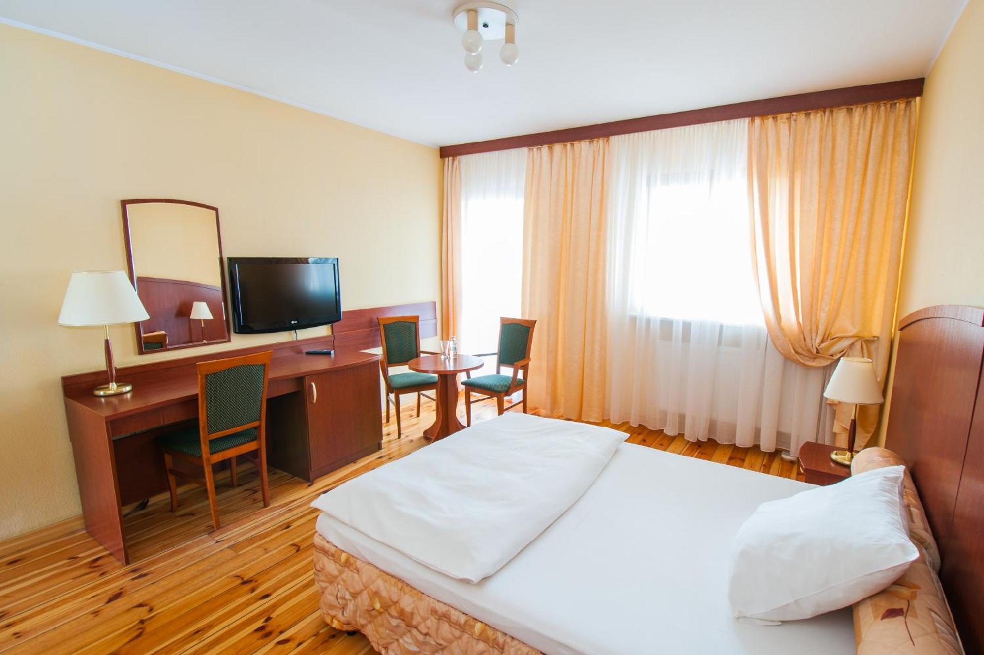 Hotel Camping Malta Poznan Luaran gambar