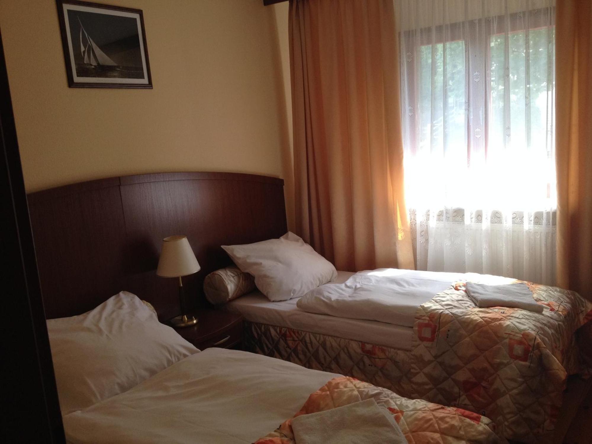 Hotel Camping Malta Poznan Bilik gambar